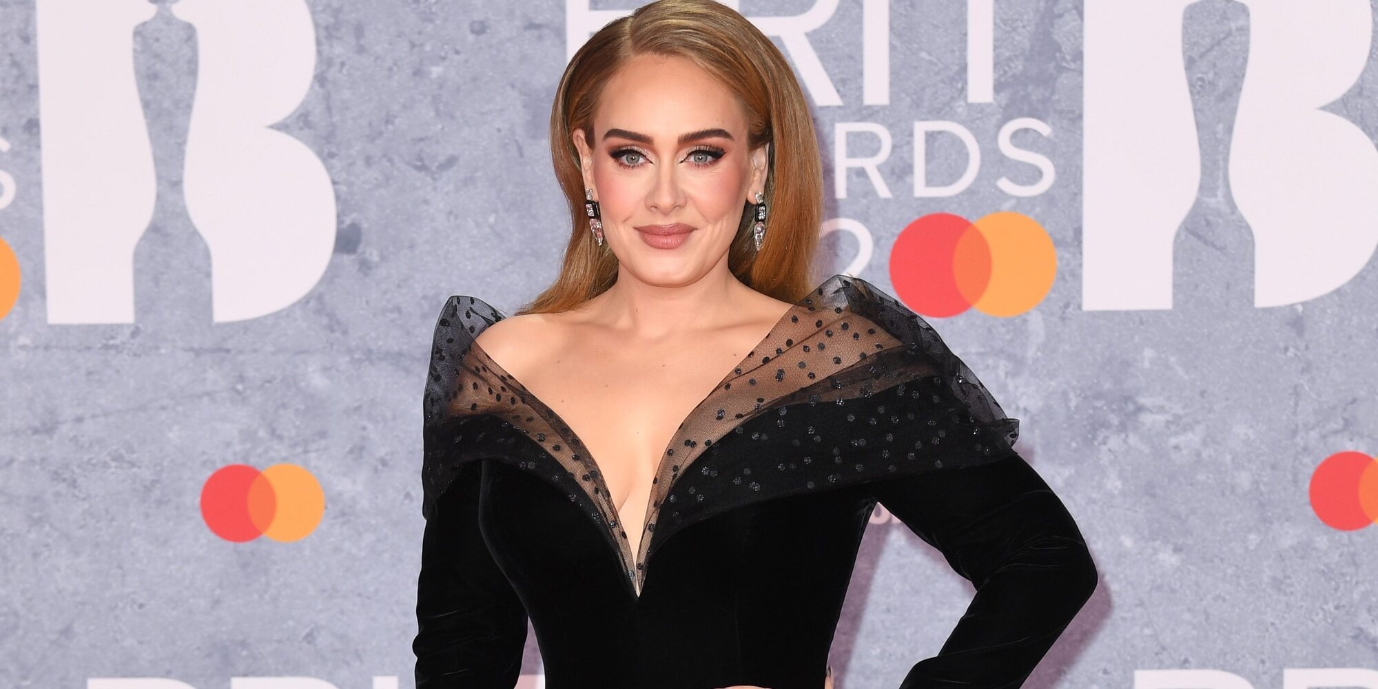 Adele brilla en los Brit Awards 2022 siendo la flamante ganadora de la noche