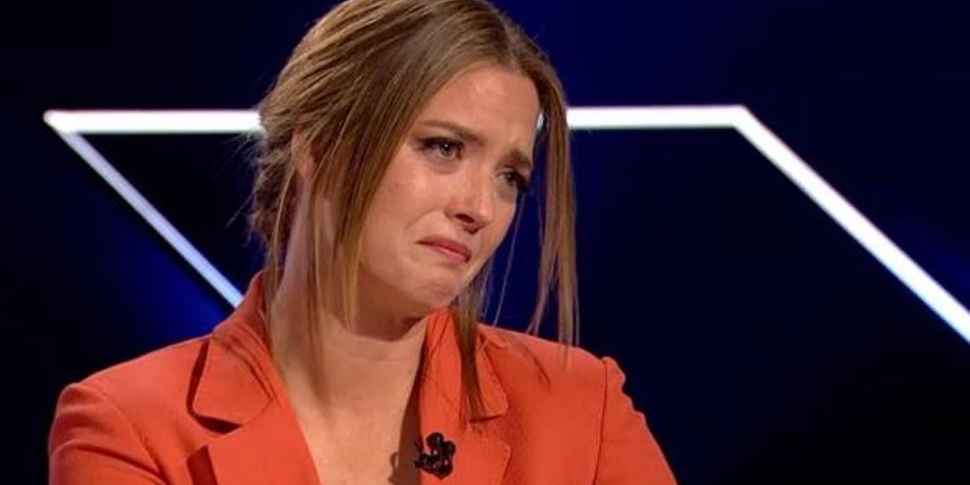 María Casado rompe a llorar en su nuevo programa, preocupada por los datos de audiencia
