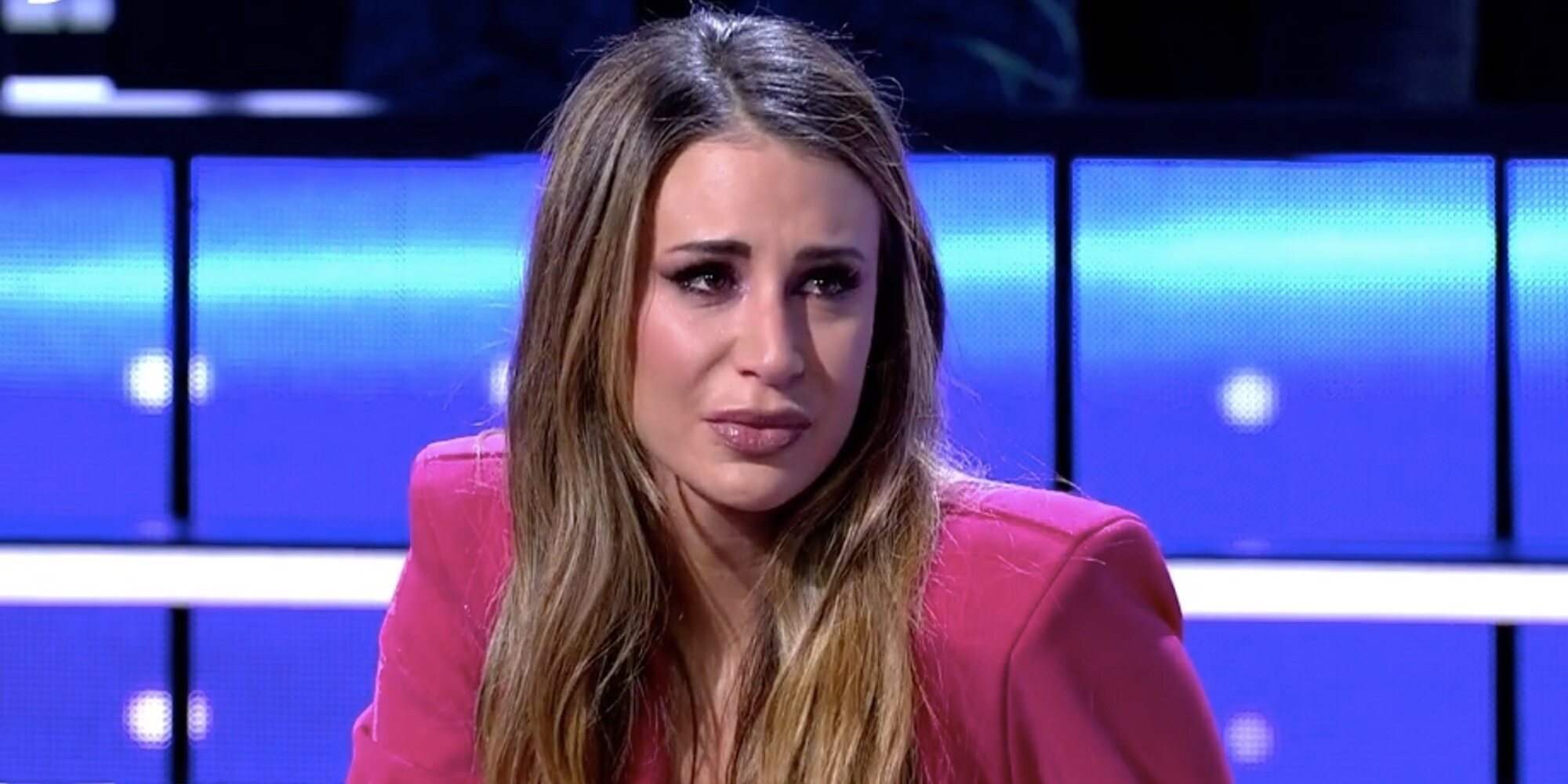 Cristina Porta se rompe en directo en 'Secret Story' al hablar de su ruptura con Luca Onestini