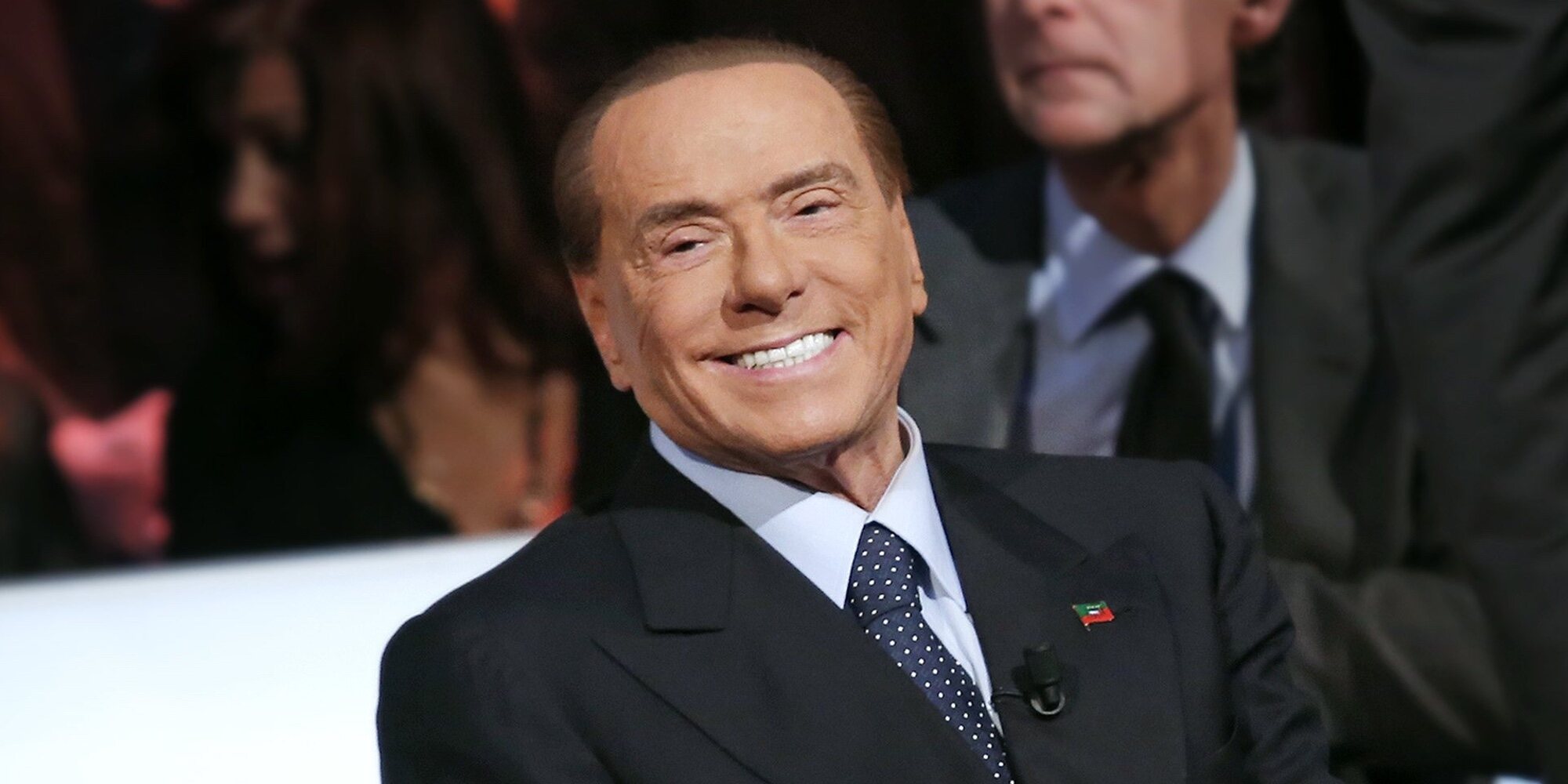 Silvio Berlusconi celebra una boda simbólica con Marta Fascina