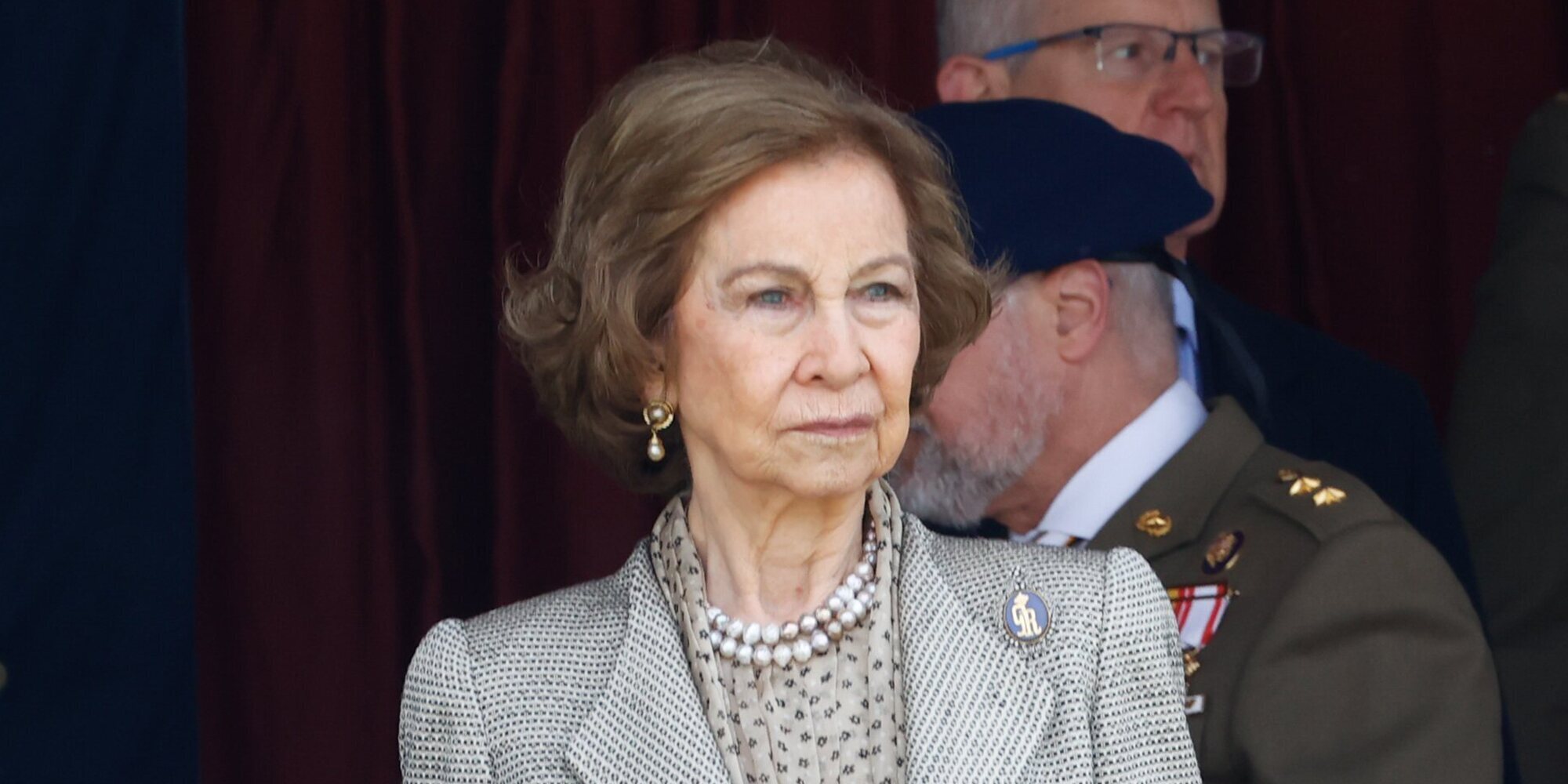 La Reina Sofía retoma la agenda de la Casa Real presidiendo un acto oficial de juramento de bandera