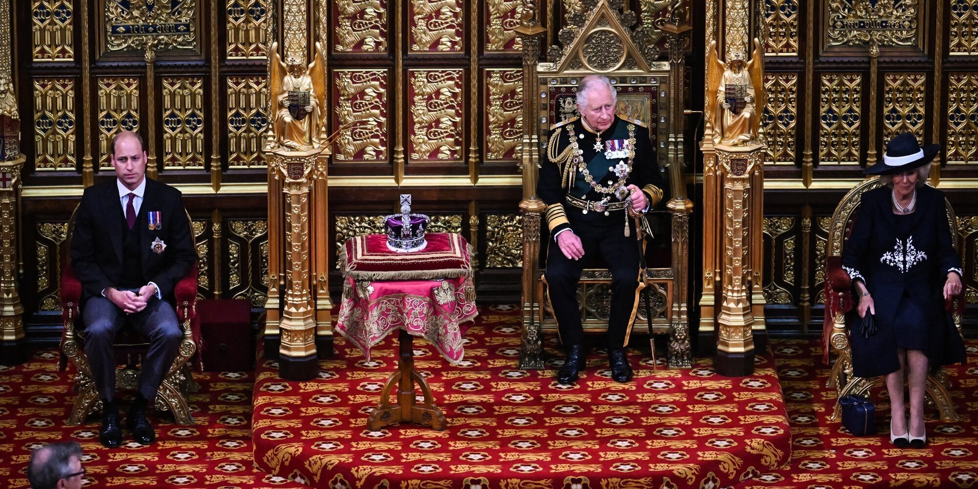 La histórica Apertura del Parlamento: el gran debut del Príncipe Carlos y el Príncipe Guillermo y una mirada a la Corona