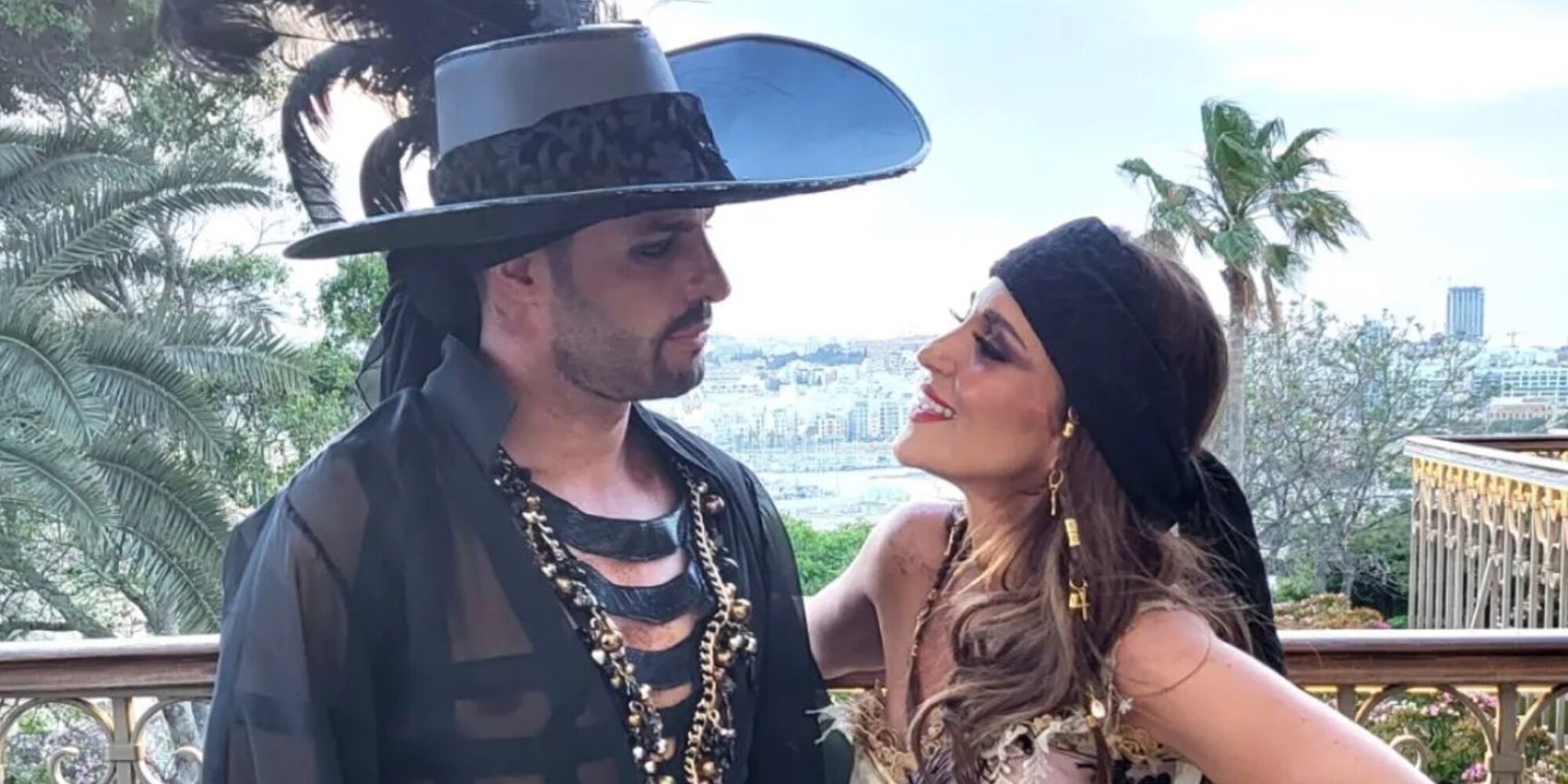 Paula Echevarría y Miguel Torres se transforman en piratas en un cumpleaños muy especial celebrado en Malta