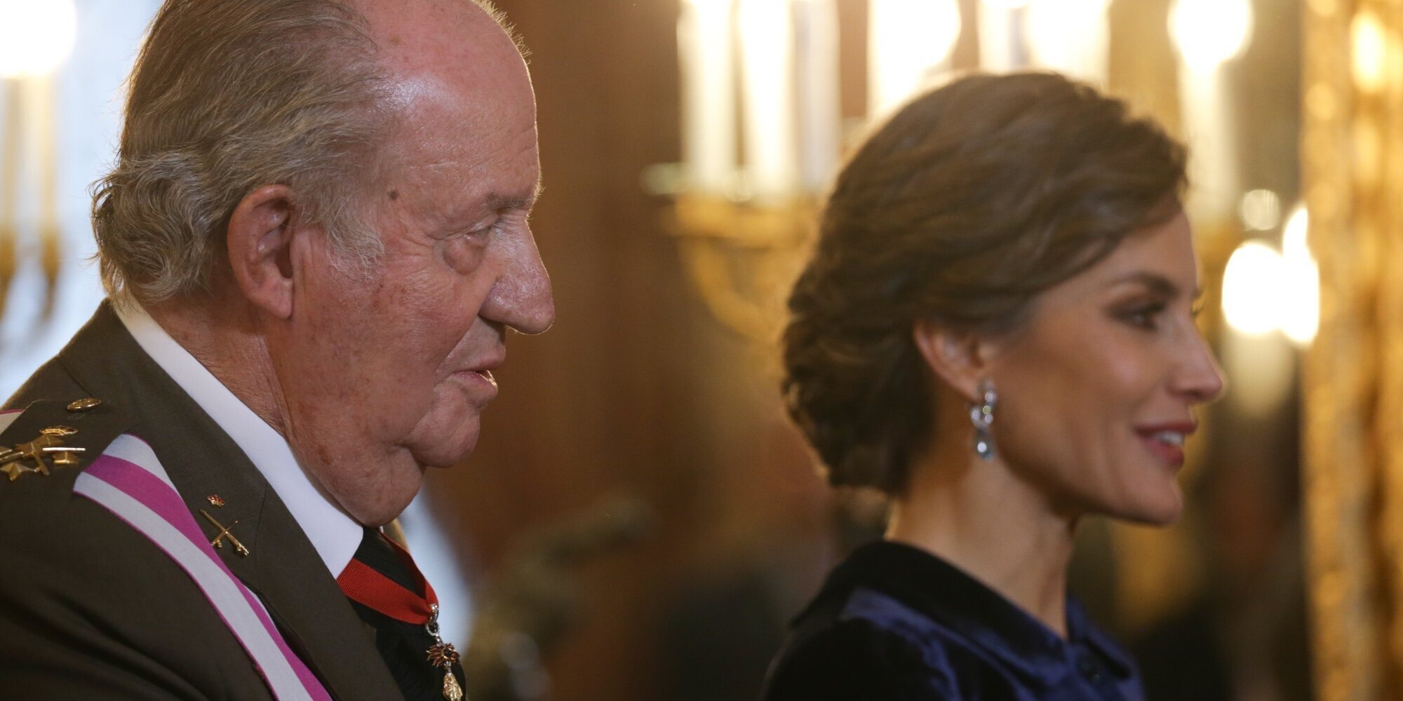 Las versiones contrarias sobre cómo fue el reencuentro entre el Reina Letizia y el Rey Juan Carlos en La Zarzuela