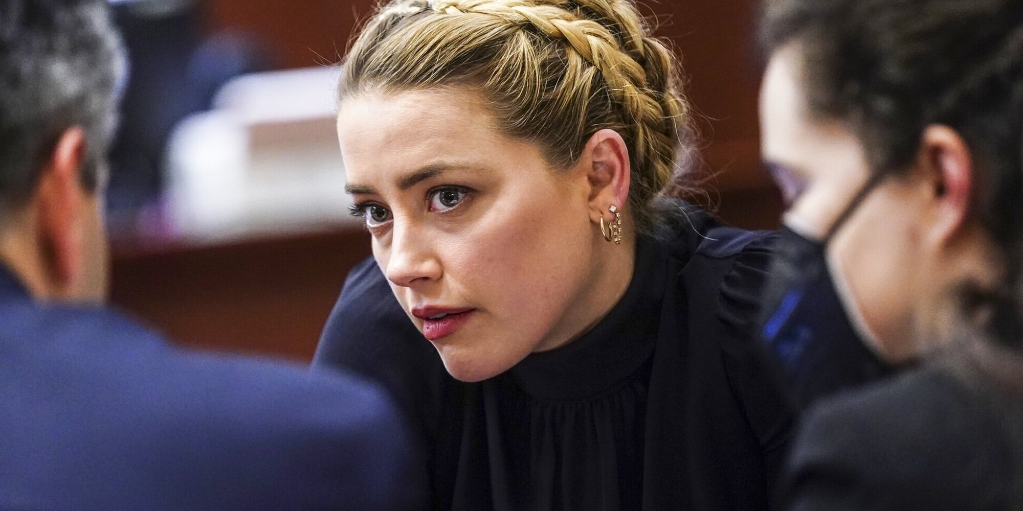 Primeras palabras de la hermana de Amber Heard tras perder el juicio contra Johnny Depp: "Sé lo que vi"