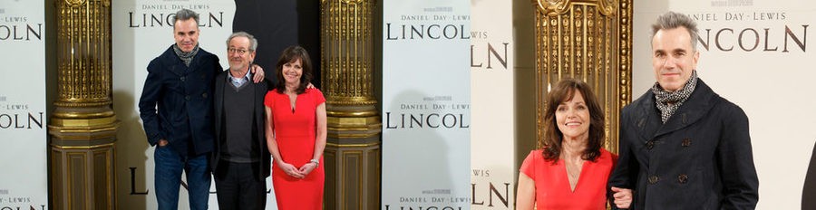 Steven Spielberg estrena 'Lincoln' junto a los actores Daniel Day-Lewis y Sally Field en Madrid