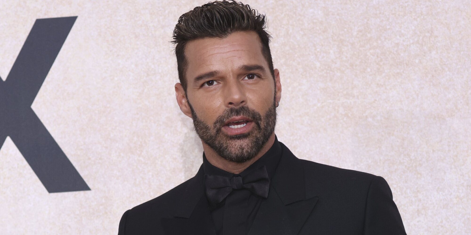 Ricky Martin presenta una demanda millonaria contra su sobrino por delitos de extorsión y acoso
