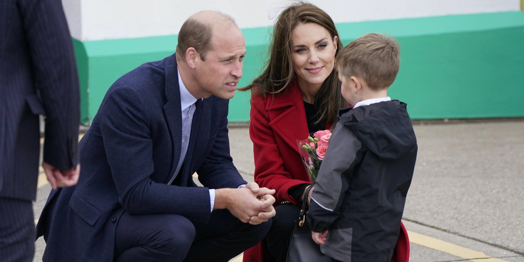 El Príncipe Guillermo y Kate Middleton, todo sonrisas tras el luto en su primer acto como Príncipes de Gales