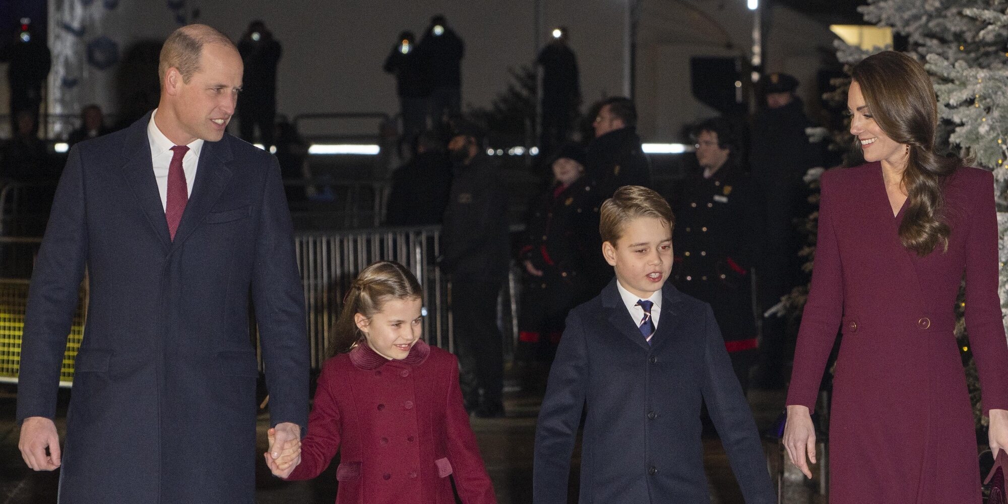 Kate Middleton, apoyada por el Príncipe Guillermo y sus hijos en el concierto de villancicos que ha organizado