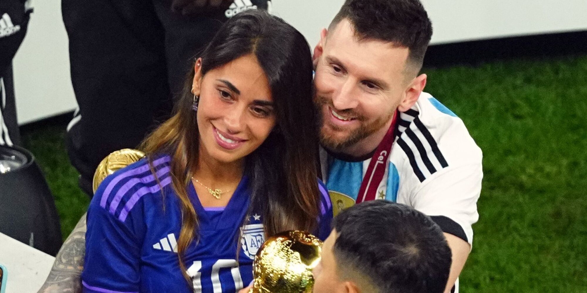 Leo Messi cumple su sueño con la victoria de Argentina en el Mundial de Qatar 2022 y lo celebra con Antonella y sus hijos