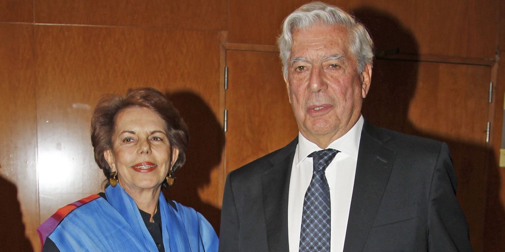 Mario Vargas Llosa y Patricia Llosa, cada vez más cerca: así fue la comida con sus hijos y sus nietos en Madrid
