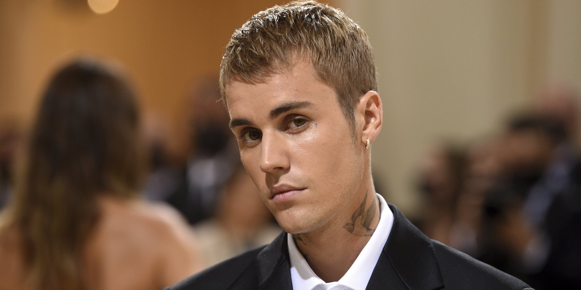Justin Bieber muestra en un vídeo que puede sonreír a pesar de su parálisis facial