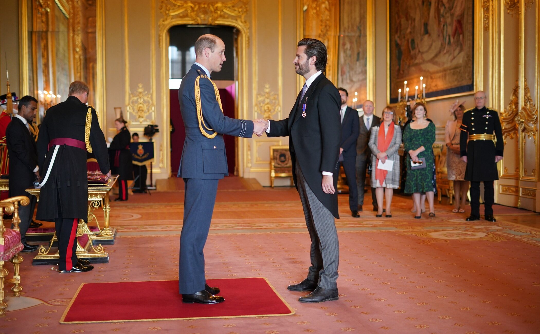 El Príncipe Guillermo premia a Jason Knauf por sus servicios prestados: el trabajador fiel de los Gales que fue contra Meghan