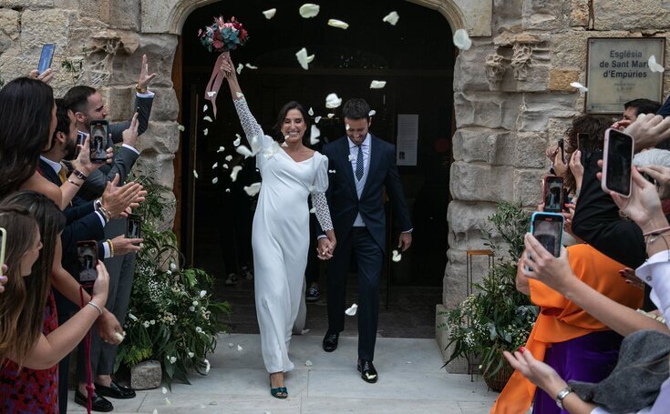 Matías Prats Junior y Claudia Collado se han casado en una increíble boda en la Costa Brava