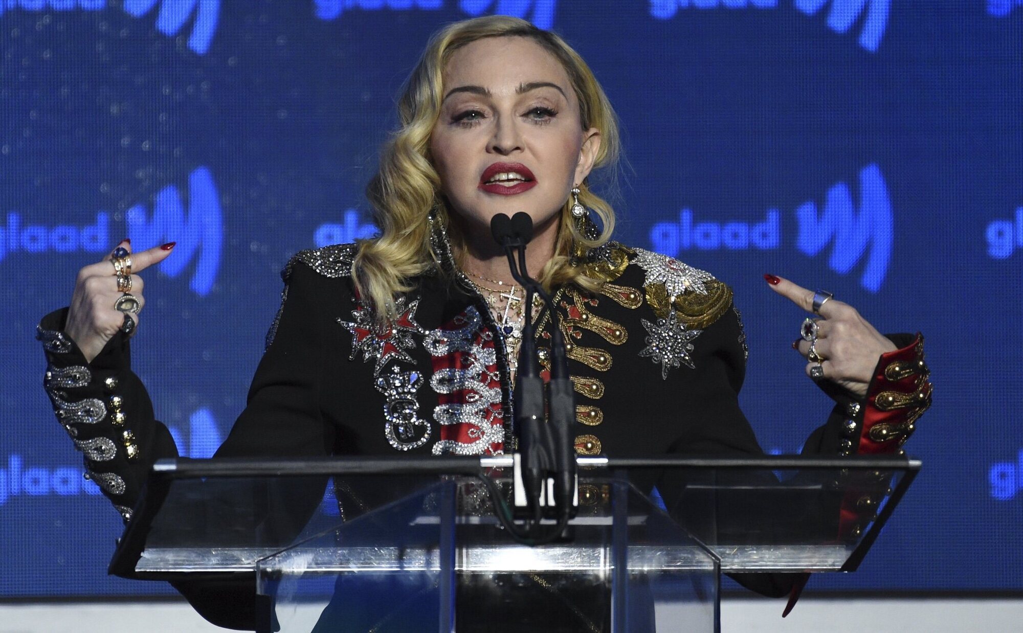 Madonna suspende su gira tras tener que ser ingresada en la UCI al haber sido encontrada inconsciente