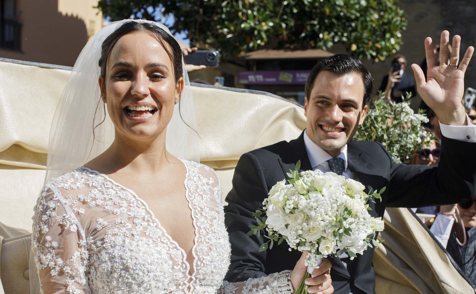 Ana Obregón reacciona a la boda de Carolina Monje, última novia de Aless Lequio