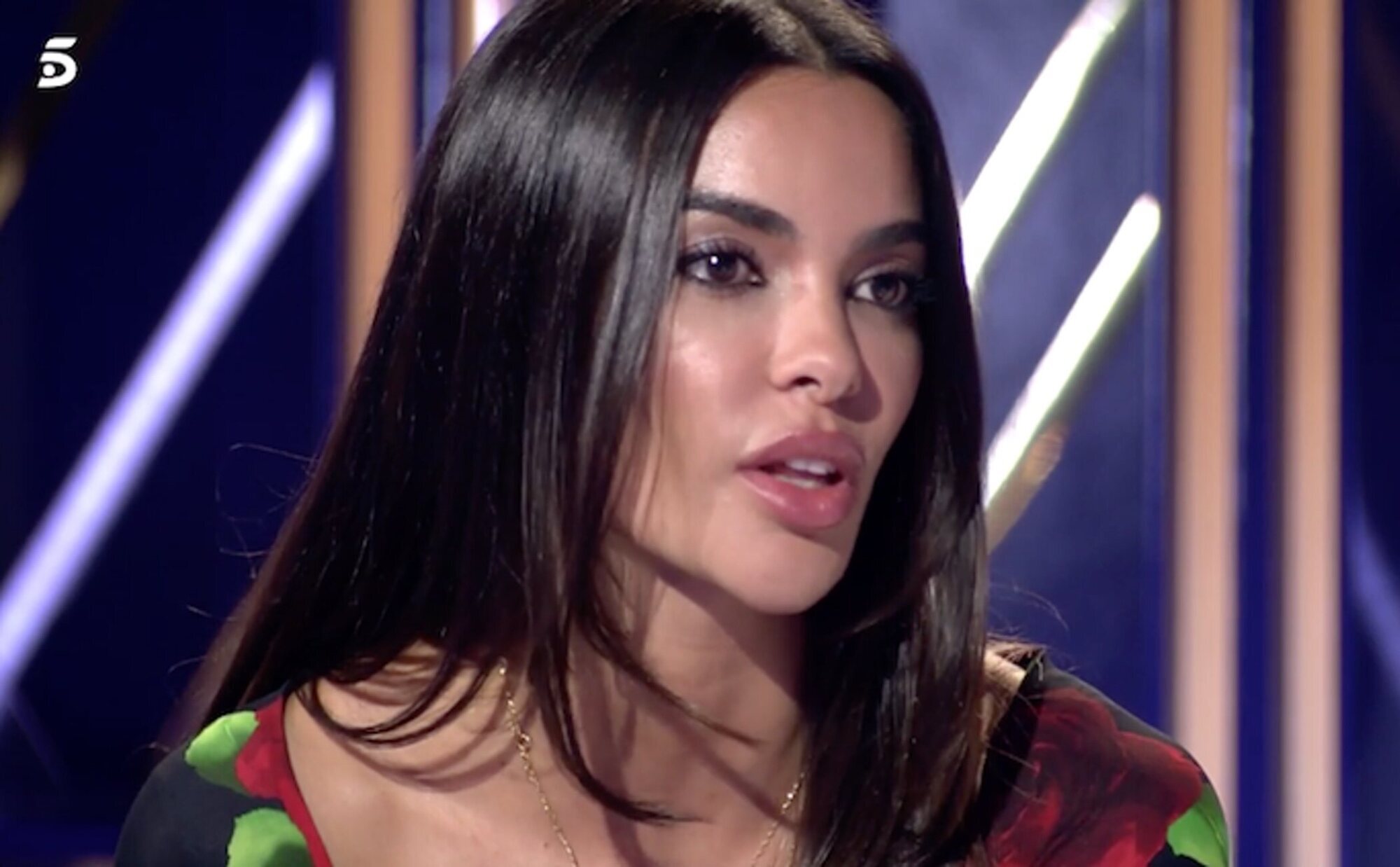 Joana Sanz cuenta en su primera entrevista televisiva que no piensa divorciarse de Dani Alves: "Es mi familia"