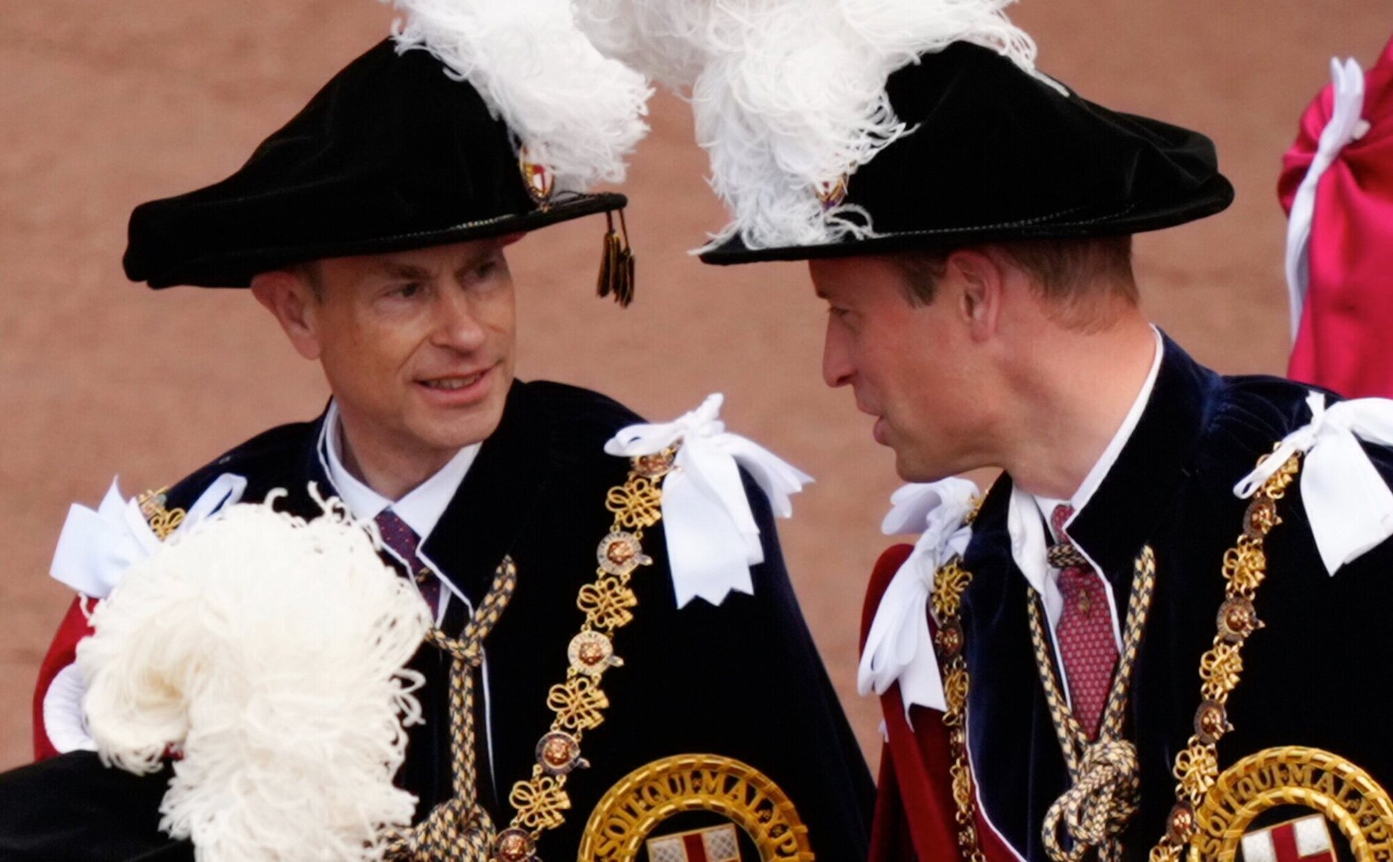La Orden de la Jarretera 2024: Carlos III, un gran debut y el buen rollo entre el Príncipe Guillermo y el Príncipe Eduardo