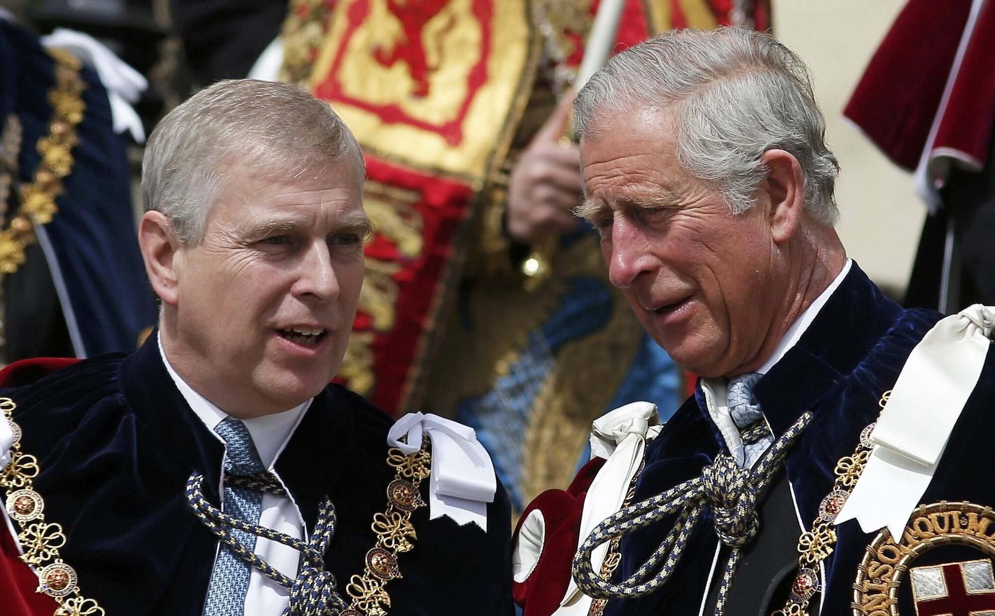 El Rey Carlos III planea sacar al Príncipe Andrés de la Familia Real tras su vinculación con Jeffrey Epstein