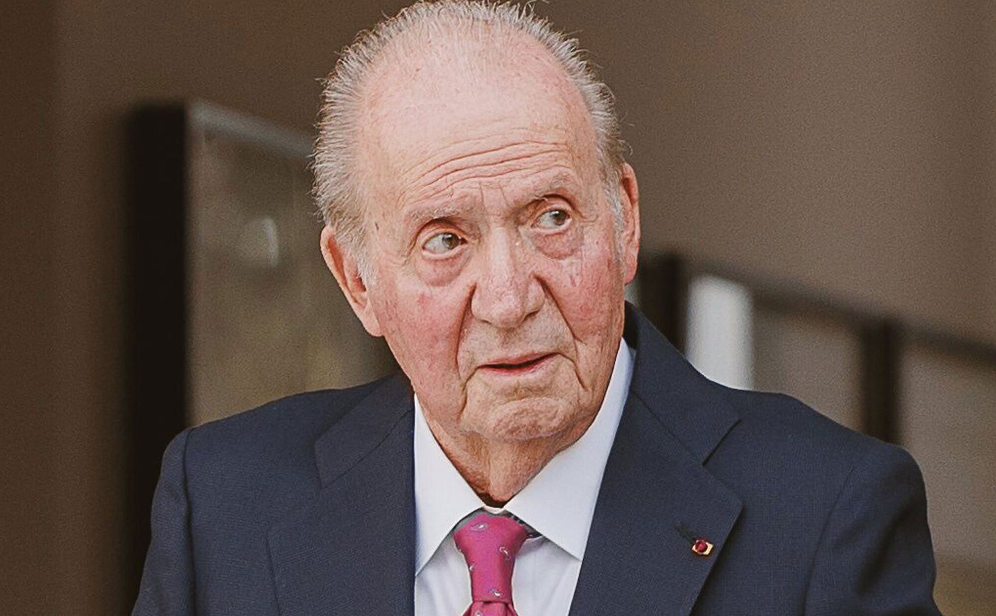El Rey Juan Carlos aprovecha el reportaje de su fiesta de cumpleaños para pedir lo que Casa Real no le quiere dar