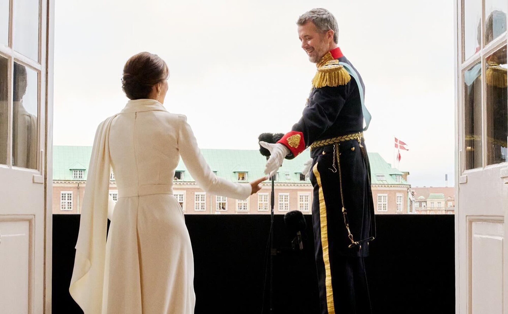 La proclamación del Rey Federico X desde otro punto de vista: lo que no se vio detrás del balcón
