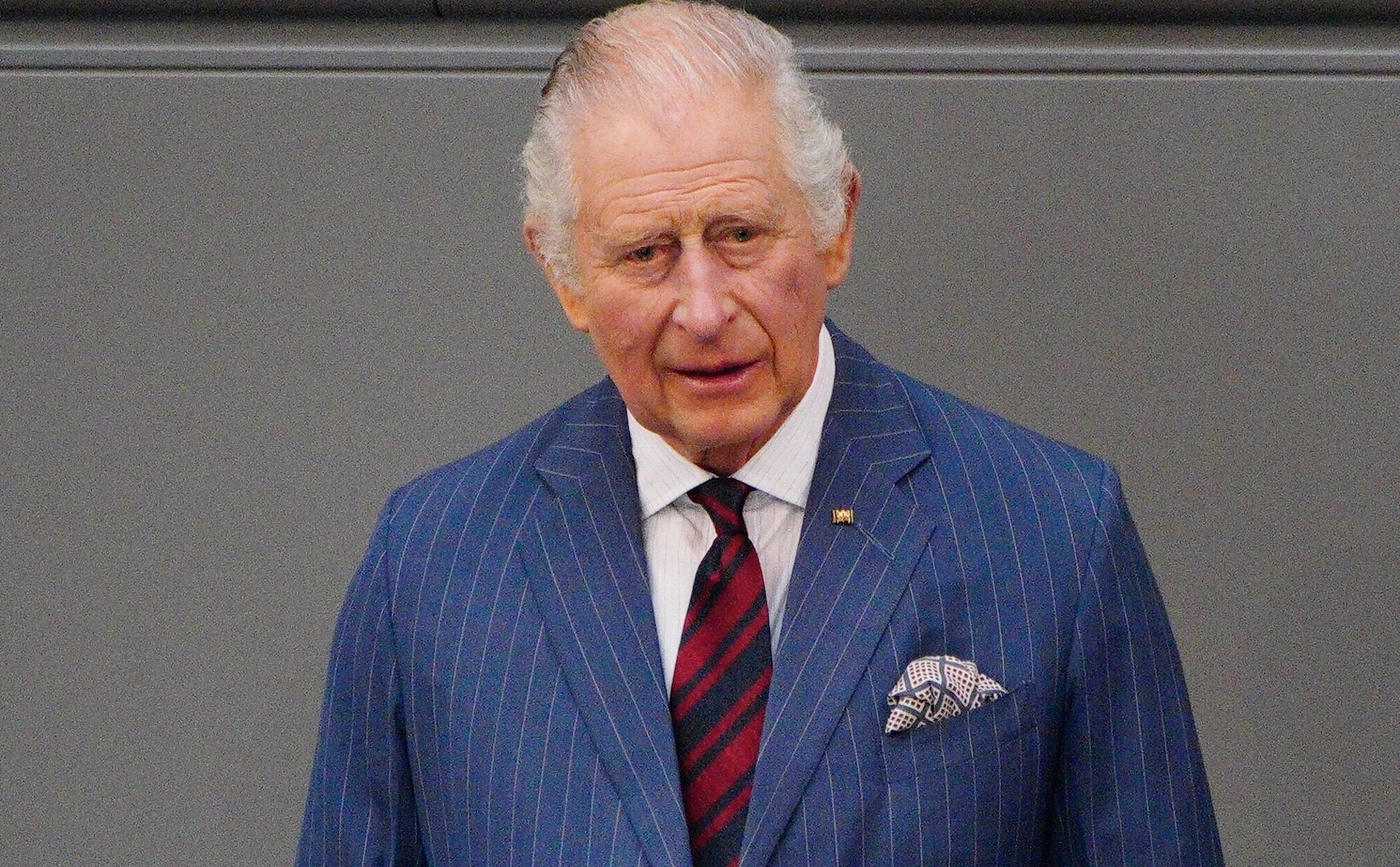 El Rey Carlos III se somete a un tratamiento pionero contra el cáncer