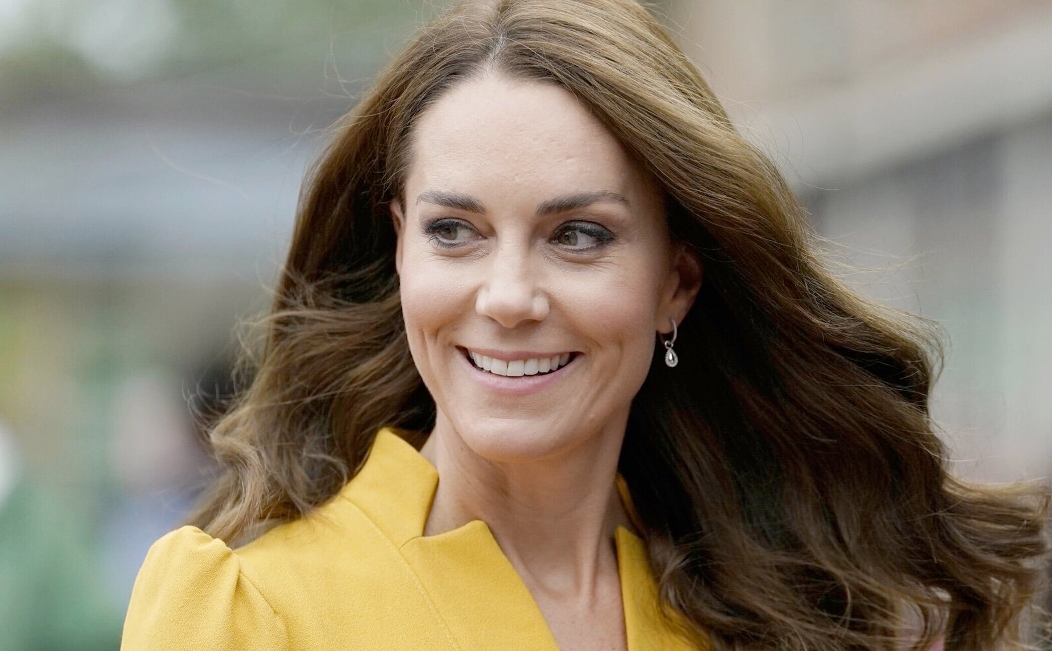 Kate Middleton sigue mejorando y realiza su primer viaje con el Príncipe Guillermo y sus hijos desde su operación abdominal