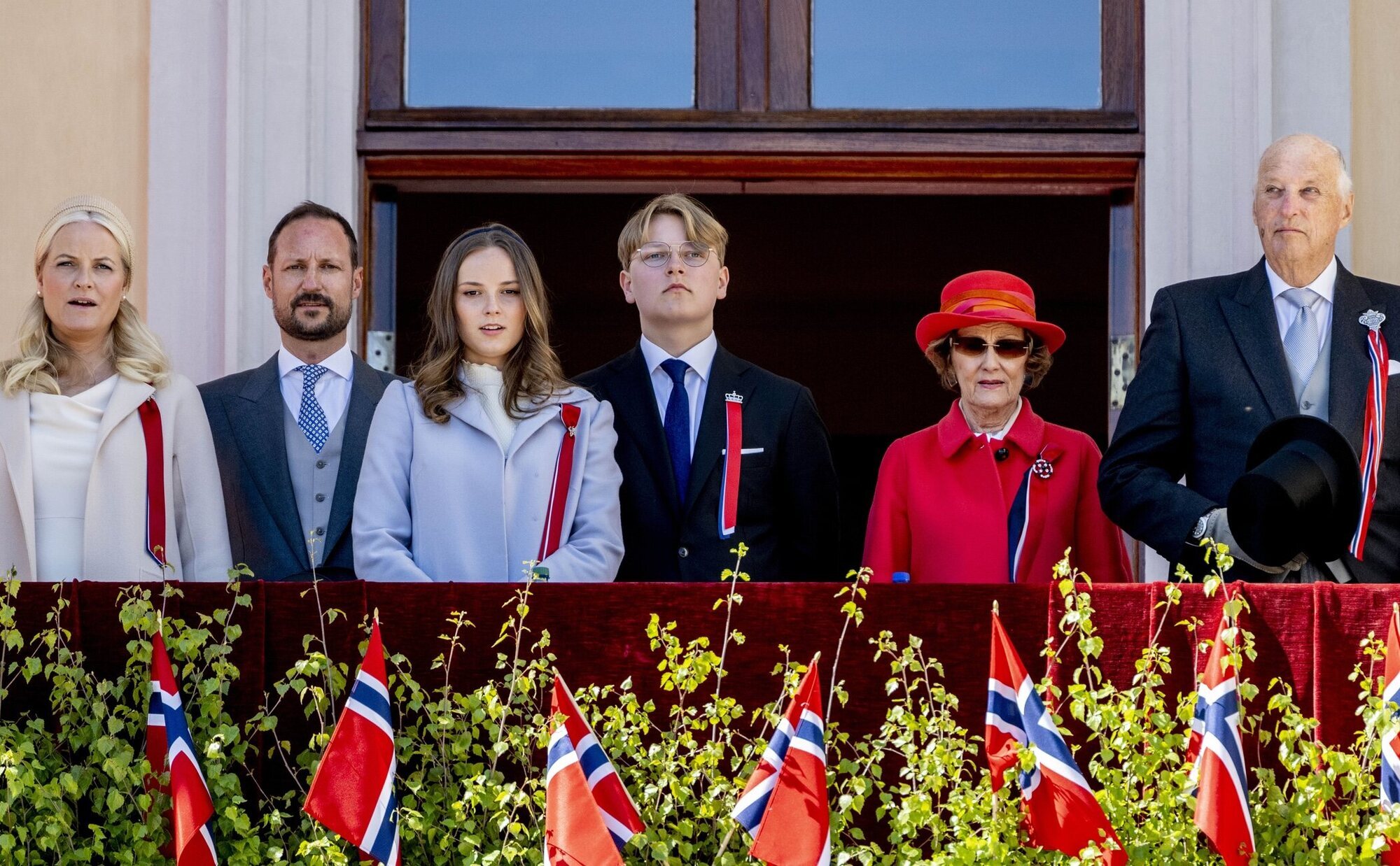 La Familia Real Noruega arropa a Harald de Noruega en uno de los momentos más complicados de su vida