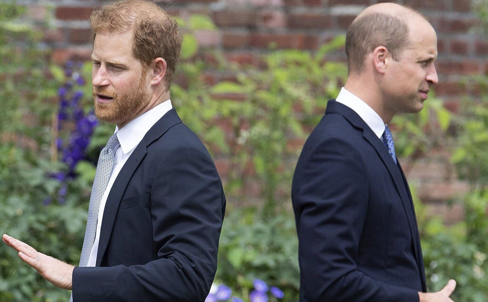El Príncipe Guillermo y el Príncipe Harry evitan coincidir en un acto en memoria de Lady Di: uno se va cuando el otro entra