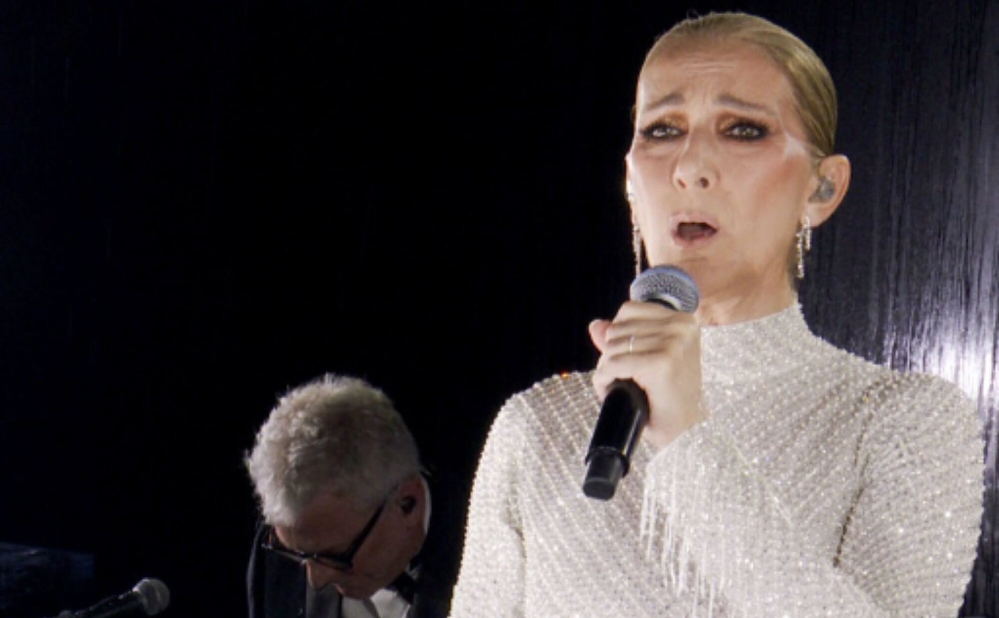 La emocionante y épica vuelta de Celine Dion a los escenarios en la Inauguración los Juegos Olímpicos de 2024