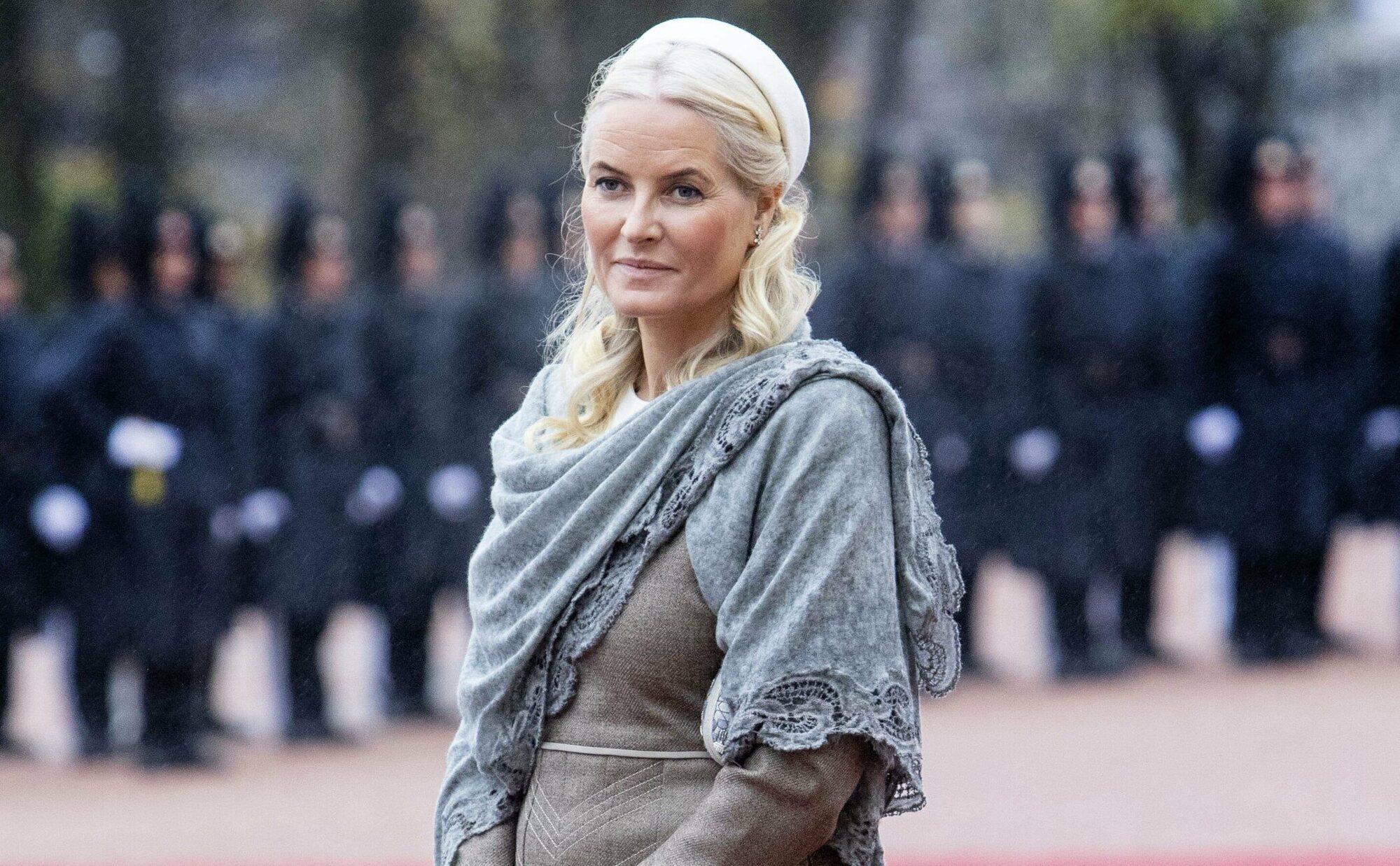 La Princesa Mette-Marit de Noruega habló con la víctima tras la detención de su hijo, Marius Borg