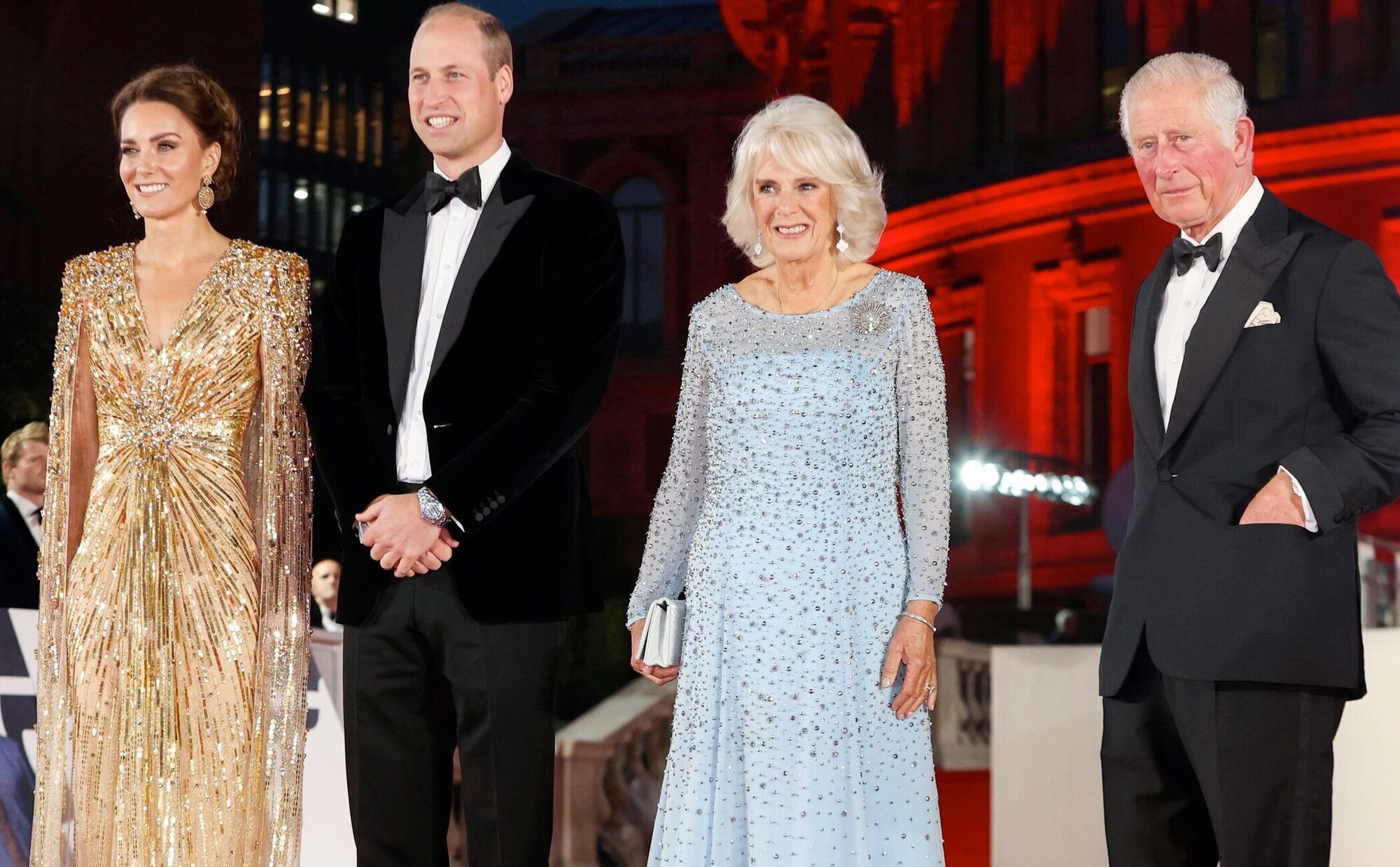 Kate Middleton se deja ver tras el final de su tratamiento en su estancia en Balmoral con Guillermo, Carlos y Camilla