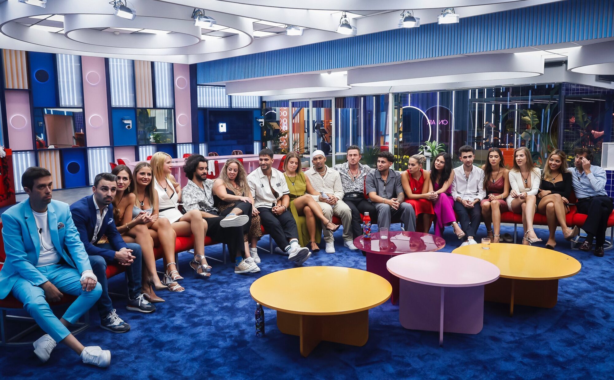 'Gran Hermano 2024' reúne por fin a los 19 concursantes y da un giro a las próximas expulsiones