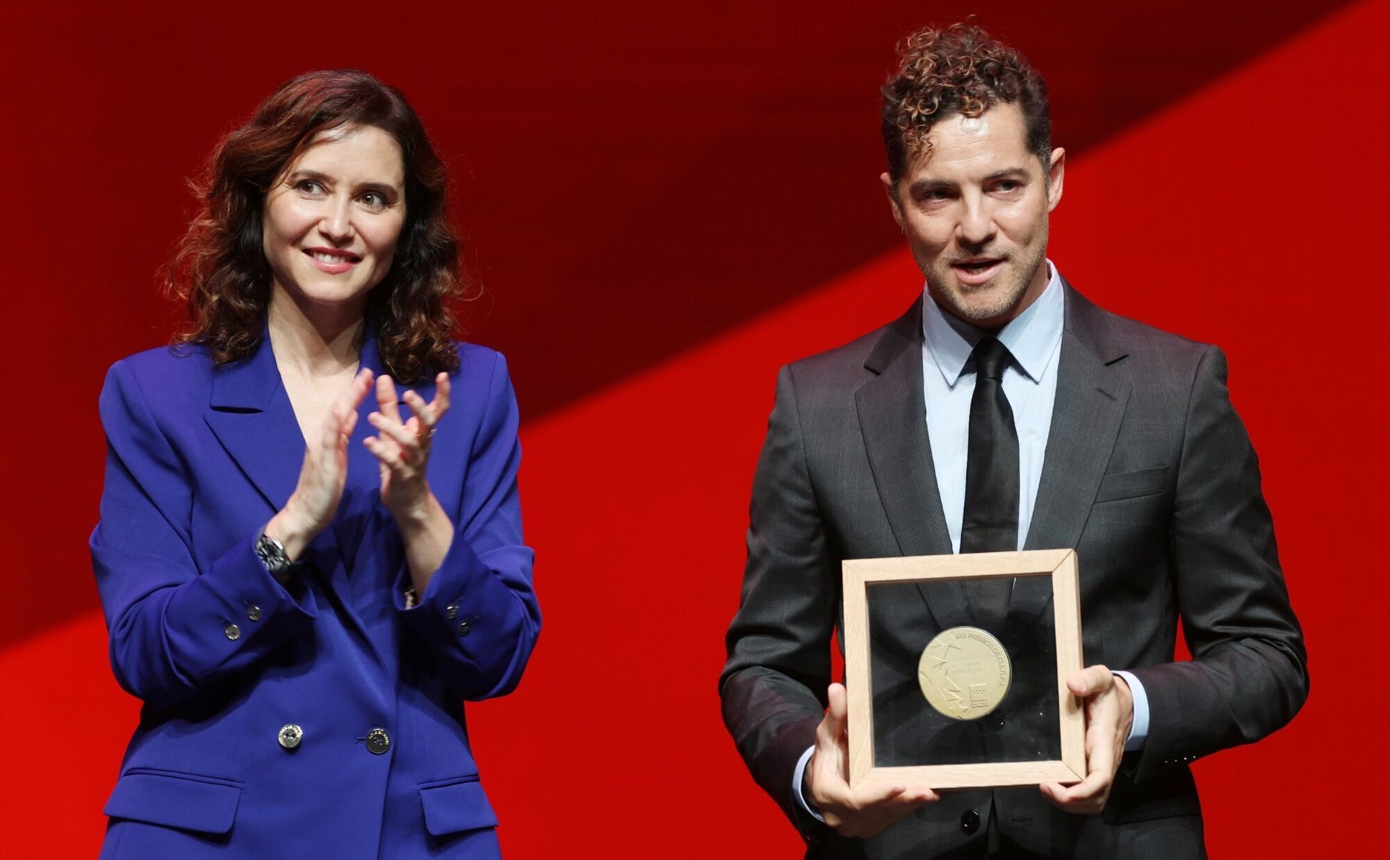 La emoción de David Bisbal al recibir un reconocimiento por su trayectoria: "Por encima de la música, va la familia"