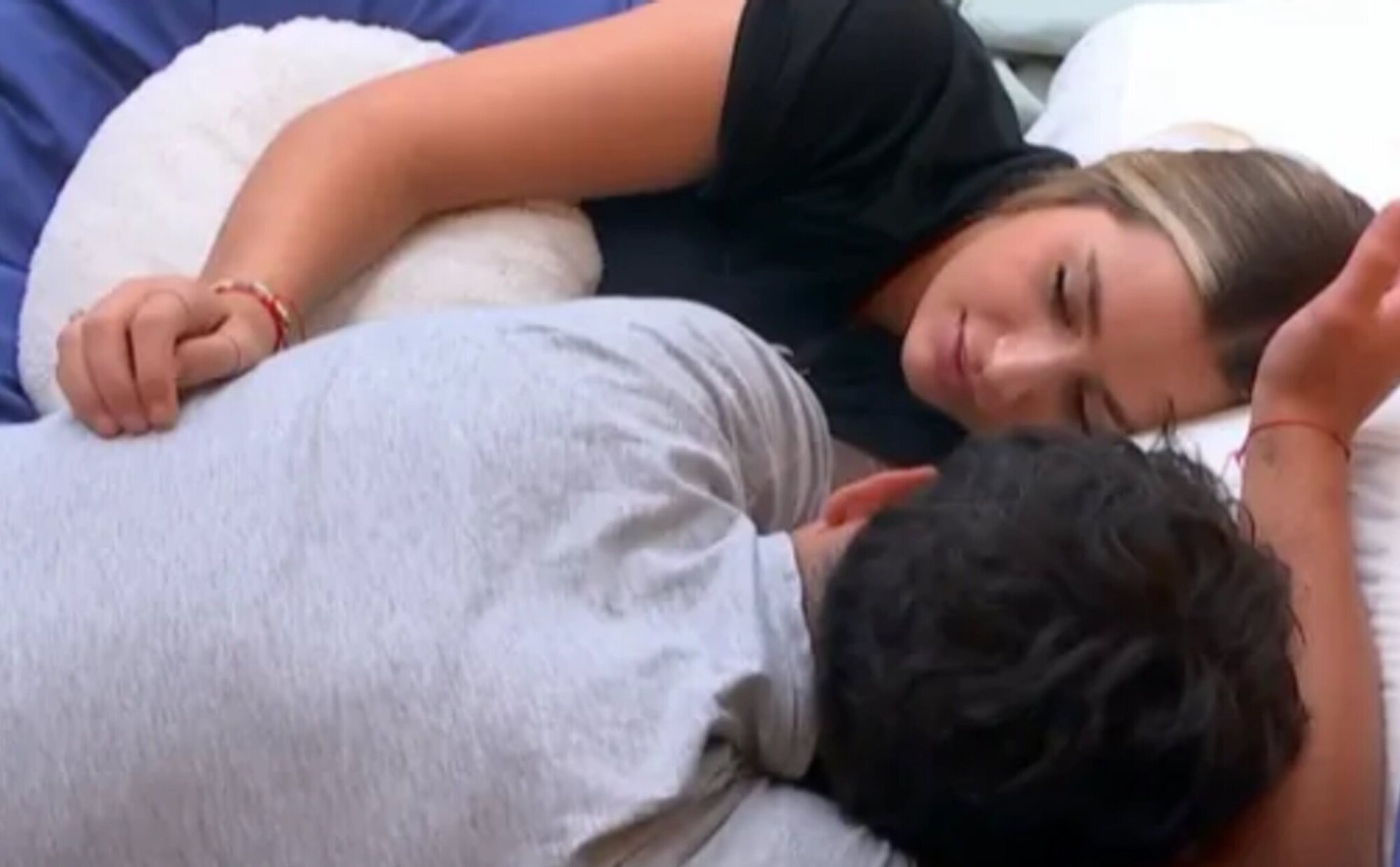 Manu Vulcan frena a Laura y le dice que no cree que puedan tener una relación fuera de 'GH 2024': "Es que es inviable"