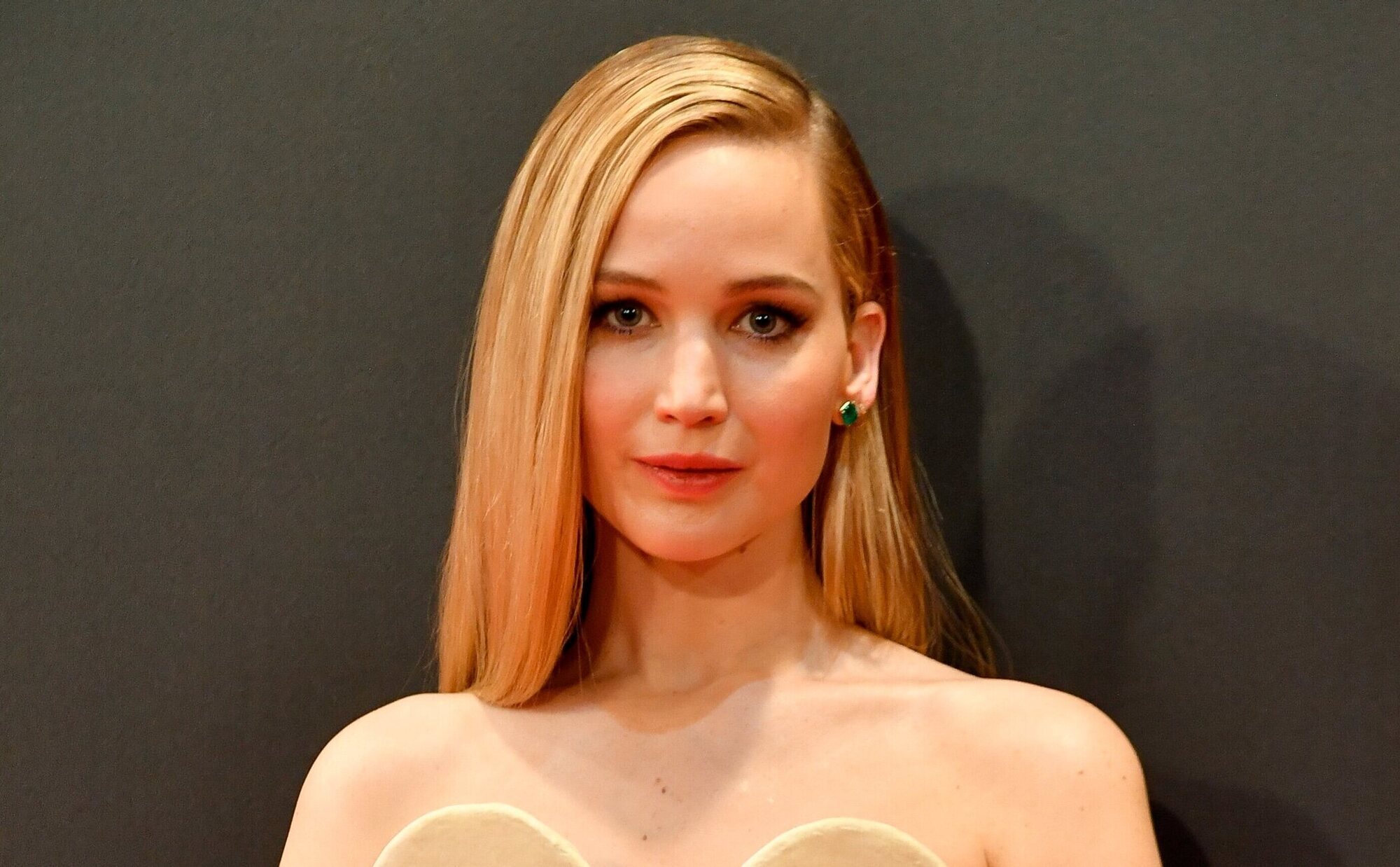 Jennifer Lawrence está embarazada de su segundo hijo con Cooke Maroney