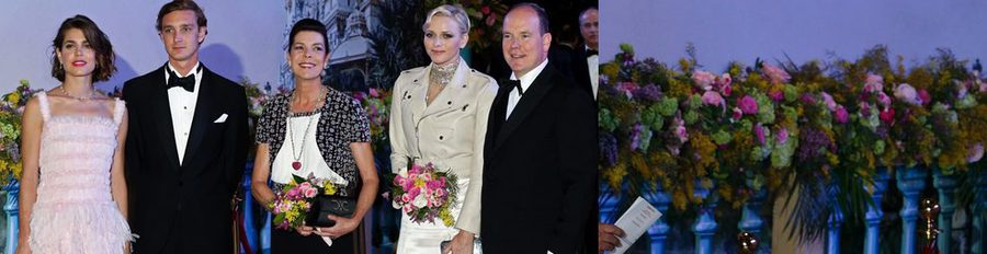 La Familia Real de Mónaco se reúne para celebrar el Baile de la Rosa 2013