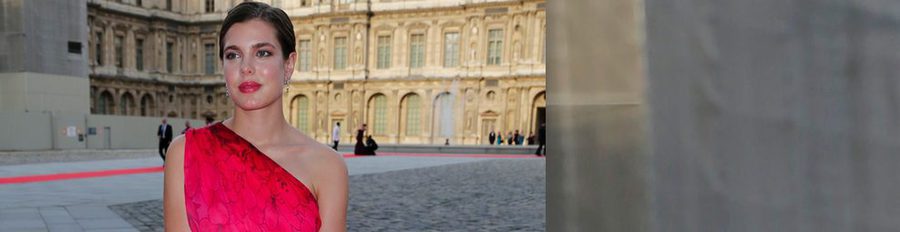 Carlota Casiraghi, estrella de la cena benéfica 'Liaisons au Louvre III' en París