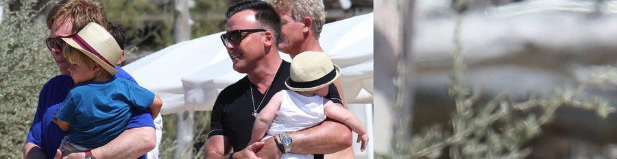 Las idílicas vacaciones de Elton John y David Furnish con sus hijos en Saint-Tropez