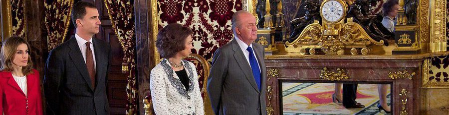 Los Reyes y los Príncipes Felipe y Letizia despiden con un almuerzo al Gobierno en funciones