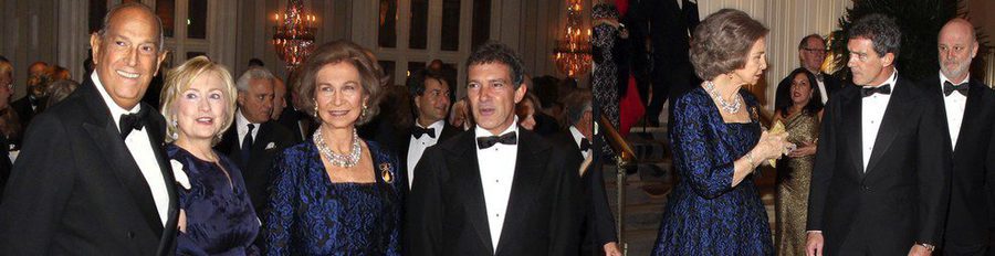 La Reina Sofía entrega las Medallas de Oro del Queen Sofía Spanish Institute a Antonio Banderas y Hillary Clinton