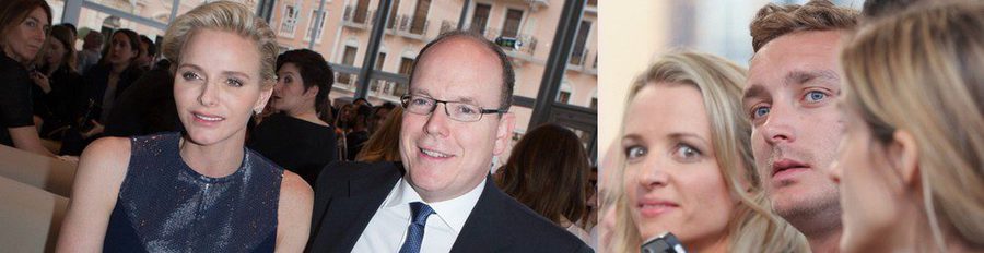 Los Príncipes Alberto y Charlene de Mónaco 'presiden' el desfile de la colección crucero de Louis Vuitton
