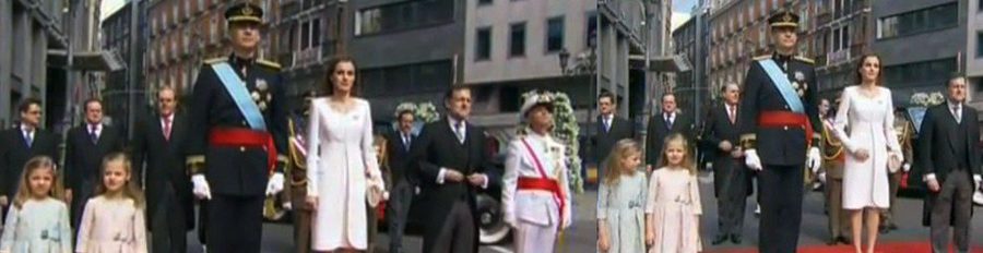El Rey Felipe, la Reina Letizia, la Princesa Leonor y la Infanta Sofía llegan al Congreso para la proclamación