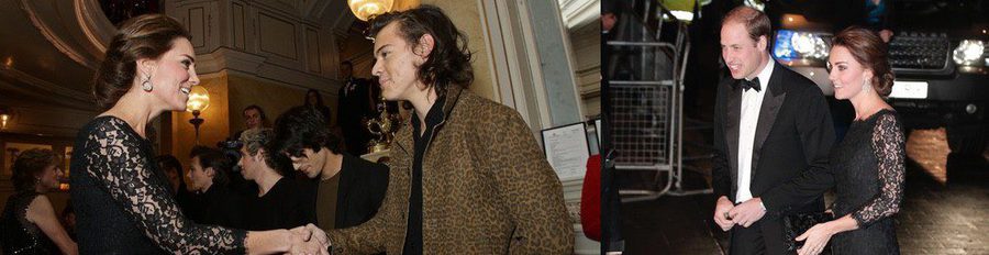 El Príncipe Guillermo y Kate Middleton se divierten con One Direction en la Royal Variety Performance