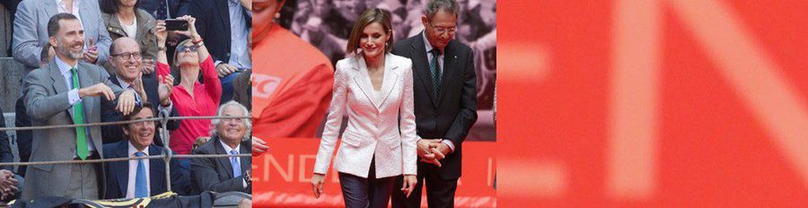 La Reina Letizia trabaja por la solidaridad mientras el Rey Felipe se va a los toros