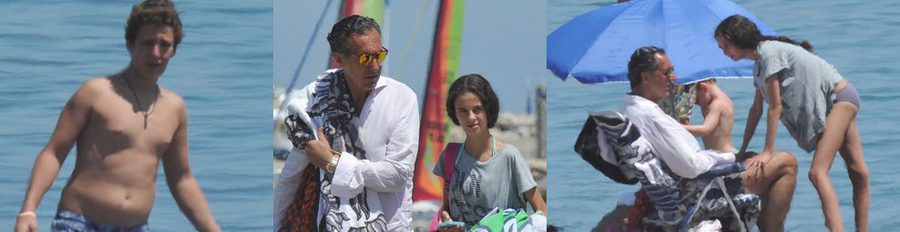 Victoria Federica y Froilán se divierten en las playas de Sotogrande con su padre Jaime de Marichalar