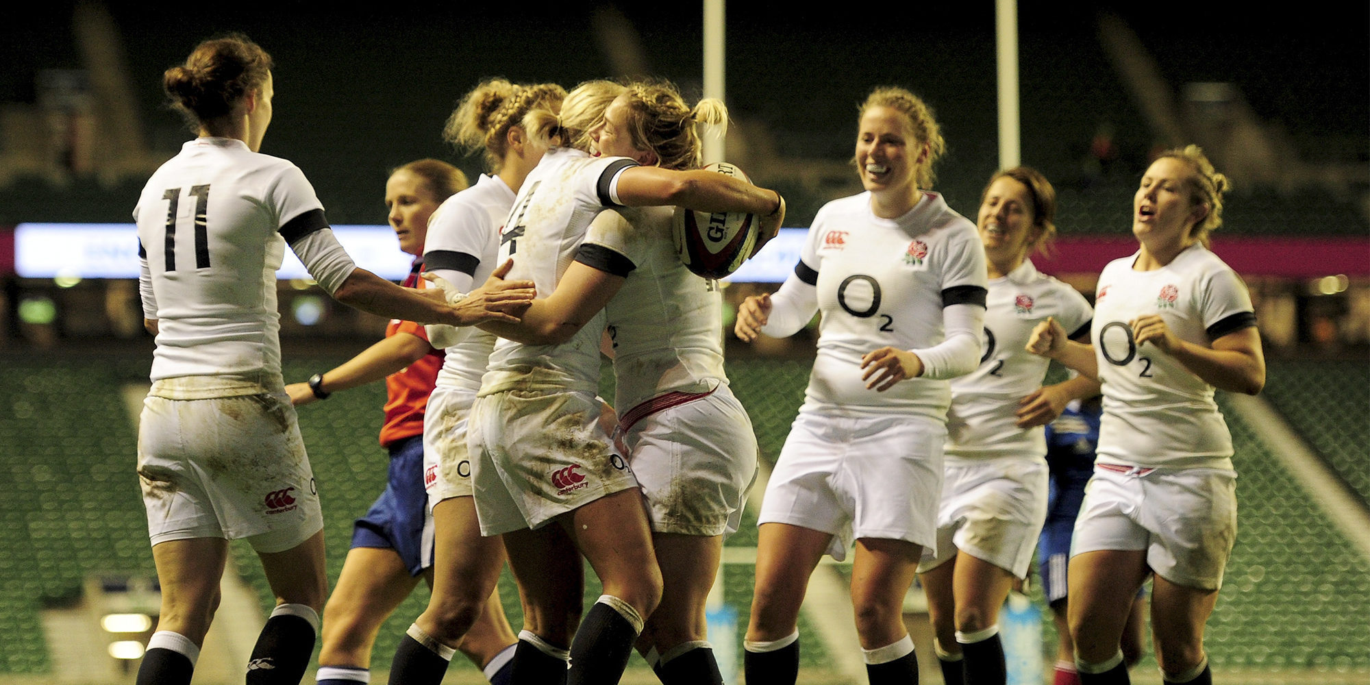 Cinco jugadoras inglesas de rugby de Río 2016 se desnudan para luchar por la confianza femenina