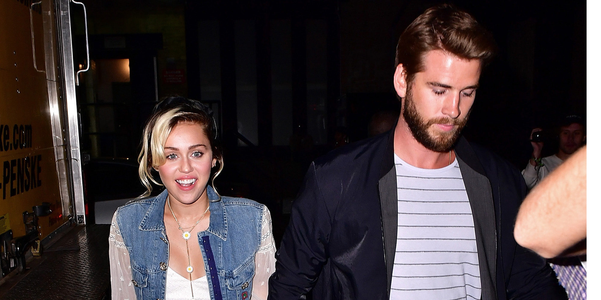 Miley Cyrus y Liam Hemsworth, dos tortolitos de la mano por Nueva York