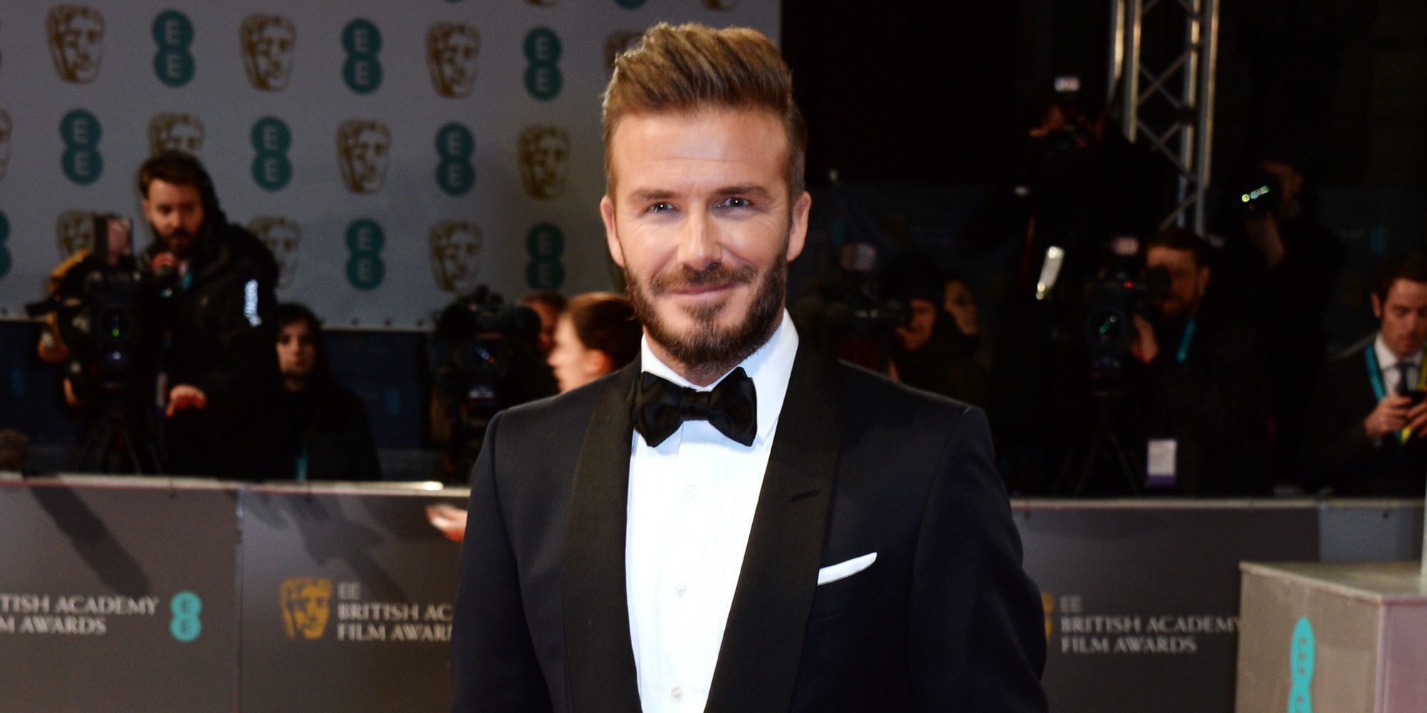 Un joven británico se gasta su subsidio de desempleo para parecerse a David Beckham
