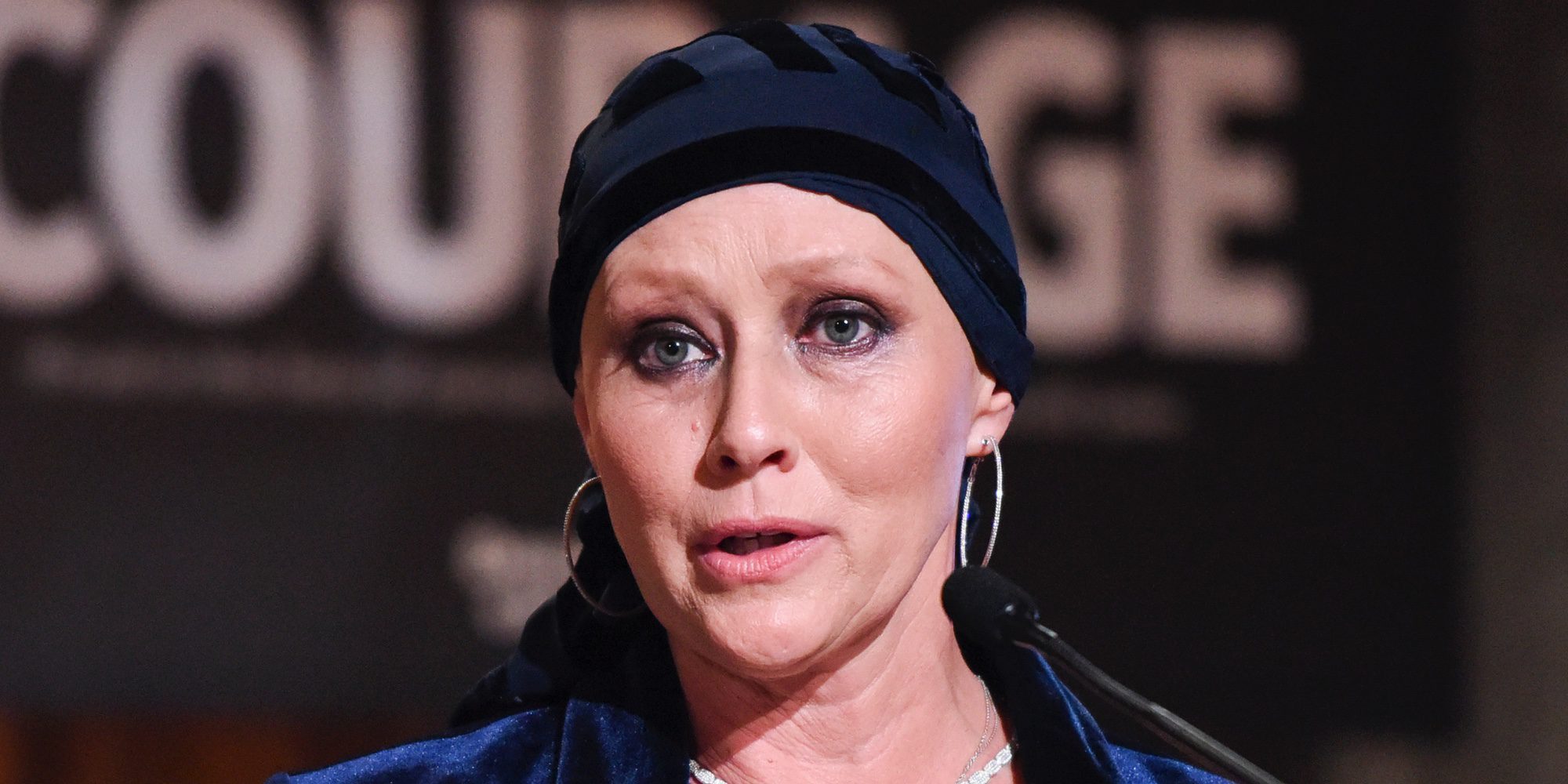 Shannen Doherty recibe un premio por su incansable y optimista lucha contra el cáncer